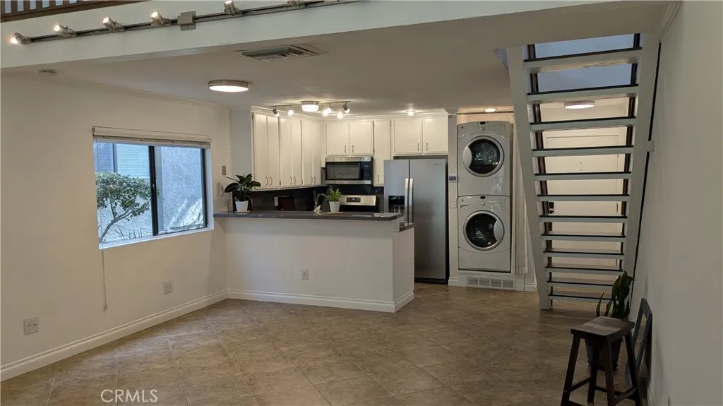 Orange, CA 92869