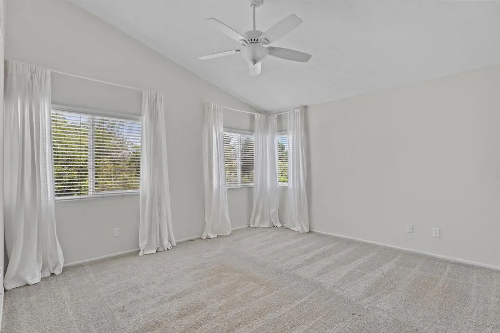 https://cdn.realtyfeed.com/cdn/127/306798076/616a31f29468582a095bc4cdfbbaf984.webp