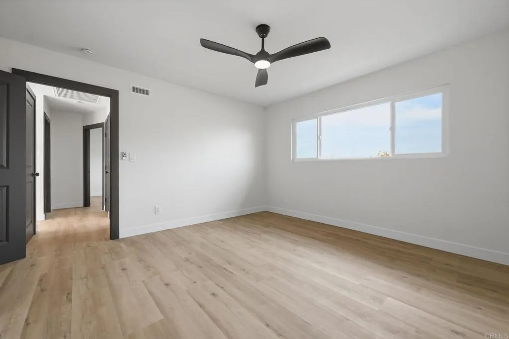 https://cdn.realtyfeed.com/cdn/127/306798083/43c4350e73d6191da7ed5f157951cf5c.webp
