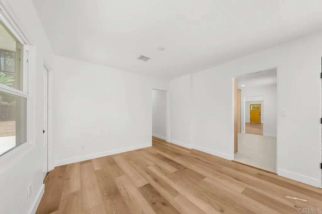 https://cdn.realtyfeed.com/cdn/127/306798155/df2acb16acd08ae99411fa88f82d0e4e.webp