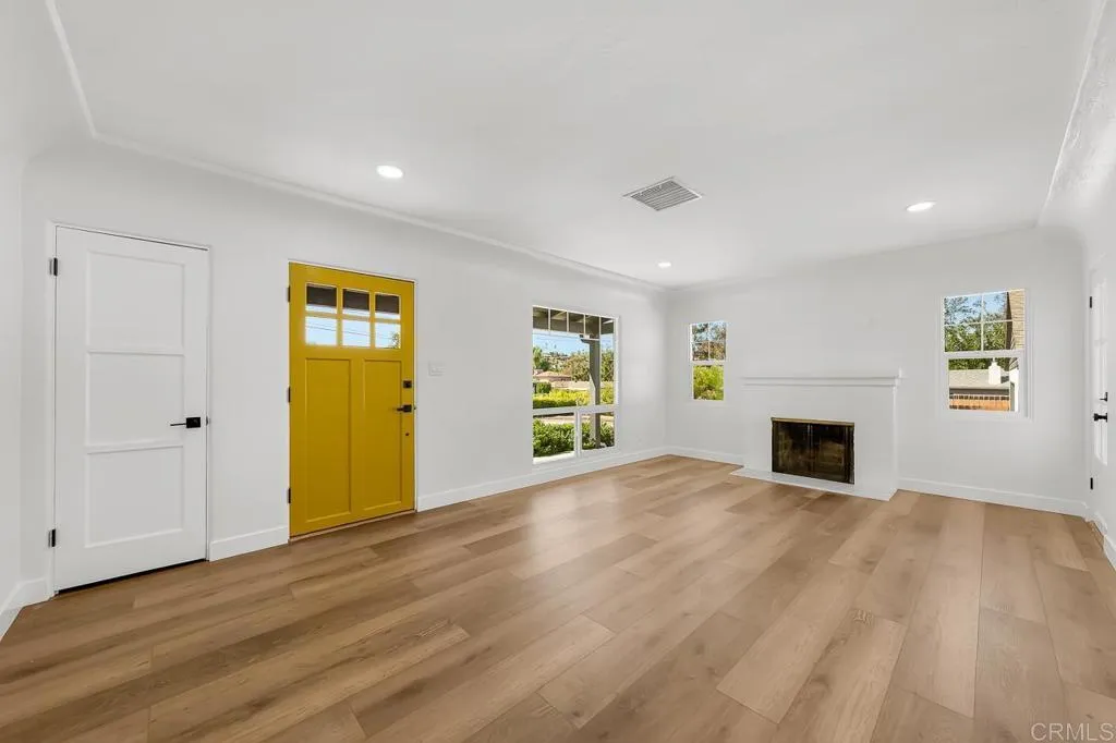 https://cdn.realtyfeed.com/cdn/127/306798155/f705e2d4fa90f30c9dfa723c9a6f757e.webp