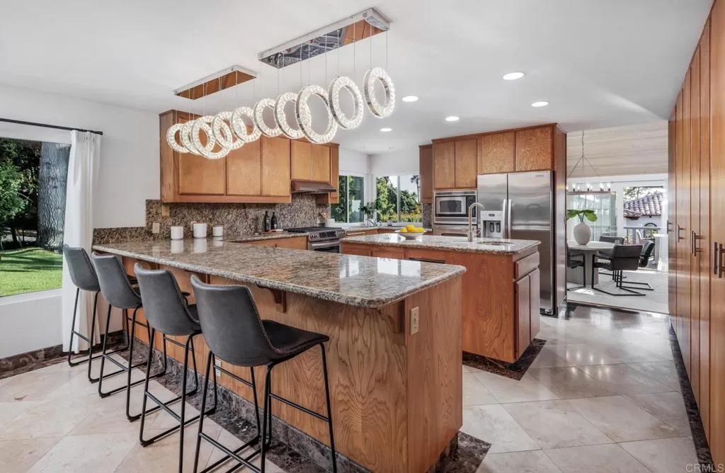 https://cdn.realtyfeed.com/cdn/127/306798290/a35bb7957050c543f4a14cc981a152ae.webp