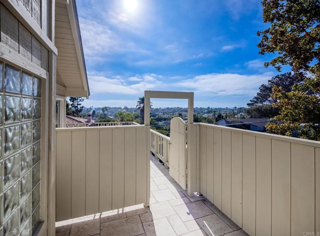 https://cdn.realtyfeed.com/cdn/127/306798290/bbd741ddee3e4eb3131a05c92f2d8f05.webp