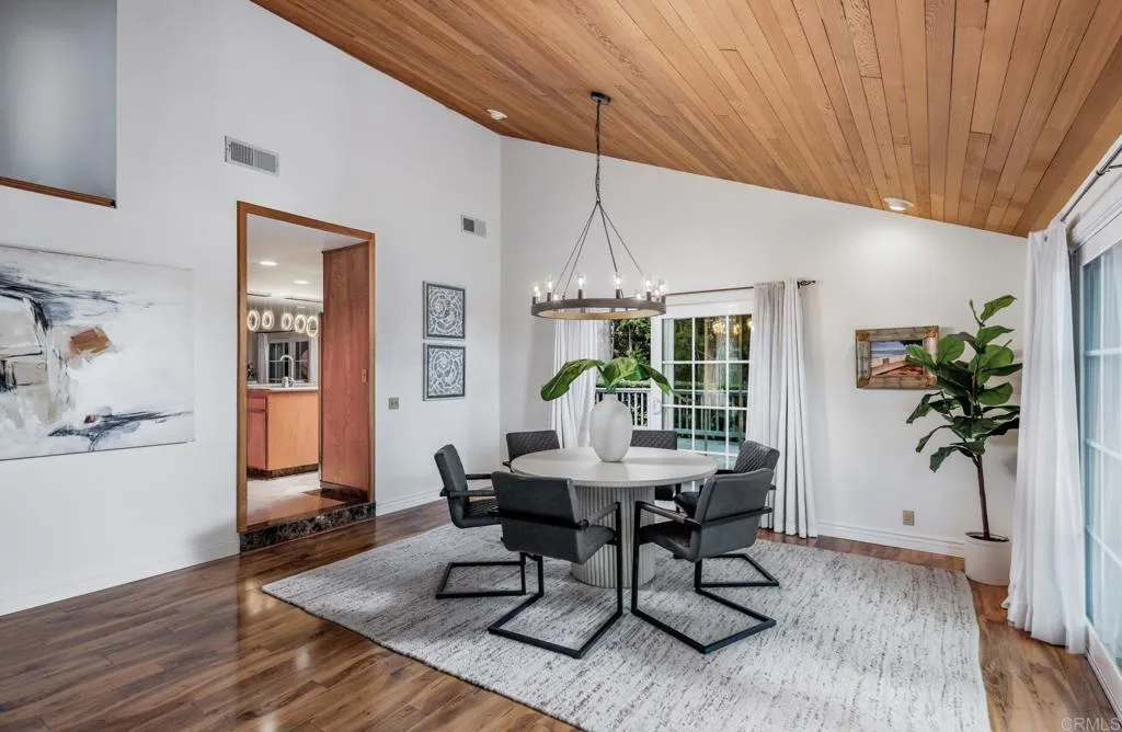 https://cdn.realtyfeed.com/cdn/127/306798290/d1b2b379397eb03f39e375ea3efae9b8.webp