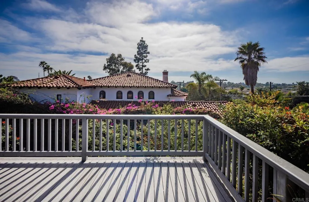 https://cdn.realtyfeed.com/cdn/127/306798290/f128fb5bf7c68ca4102a3f09a1f9ef67.webp