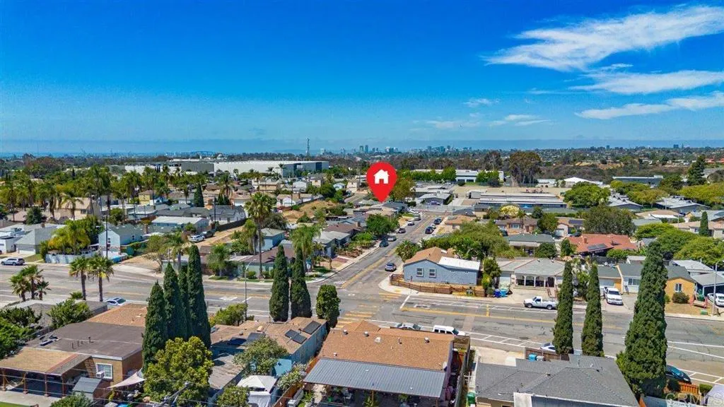 https://cdn.realtyfeed.com/cdn/127/306798299/160960449c2be50c176fdde55ab72dbc.webp