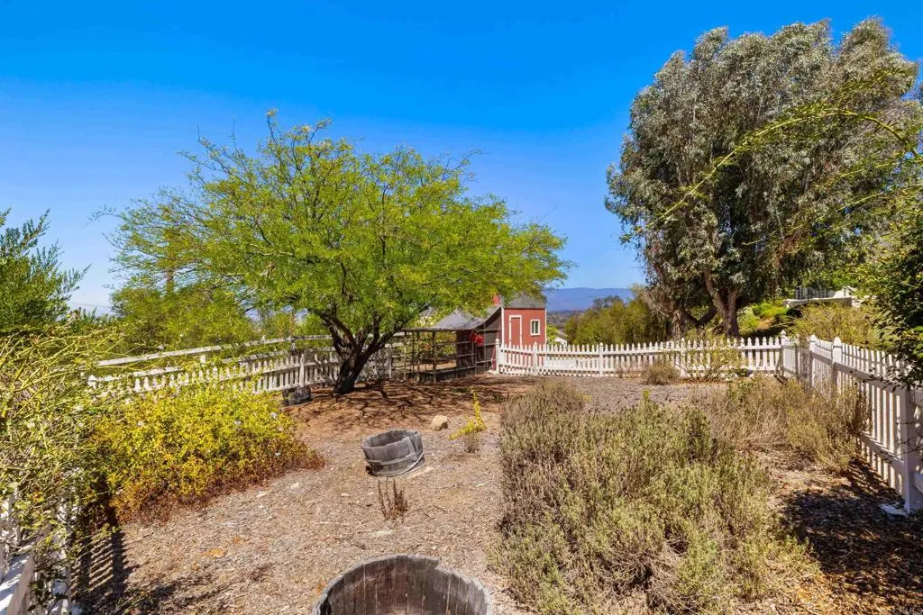 https://cdn.realtyfeed.com/cdn/127/306798307/322bfc7f778857b92c207ef792a28802.webp