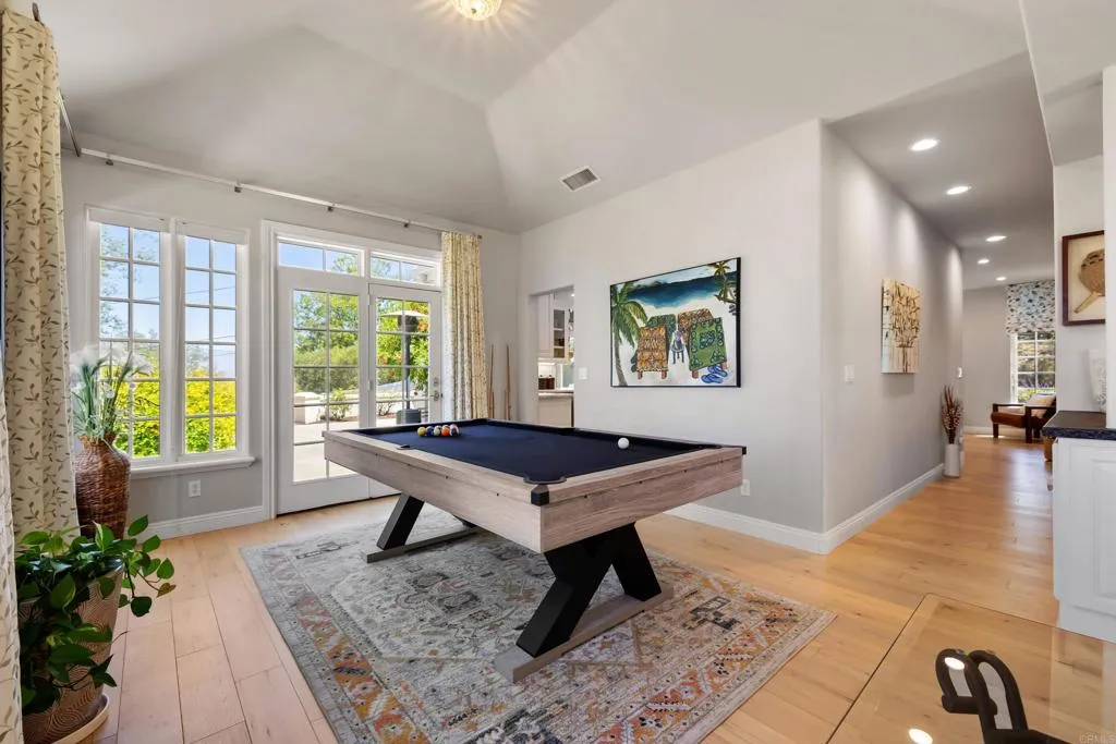 https://cdn.realtyfeed.com/cdn/127/306798307/606e8a748d5f329bb5bf8b80c43340c7.webp