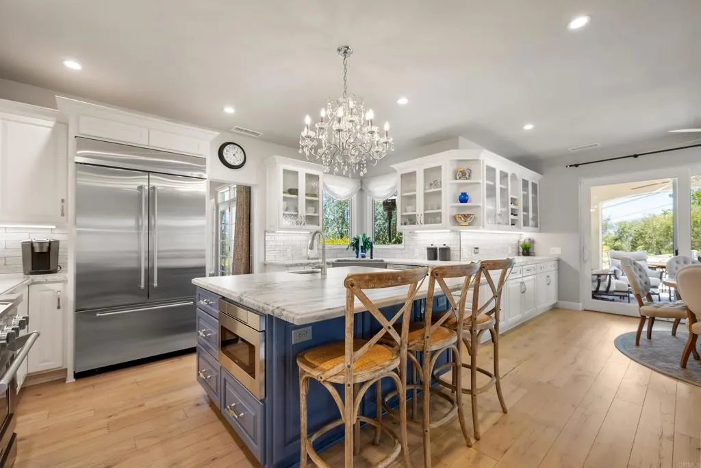 https://cdn.realtyfeed.com/cdn/127/306798307/d6cbd3819d29a2a9a0badc01af86601c.webp