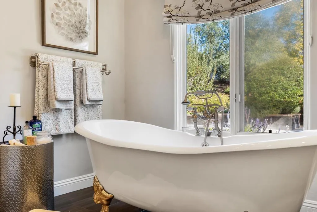 https://cdn.realtyfeed.com/cdn/127/306798307/db40e40c4511d1a572ca04761d575962.webp