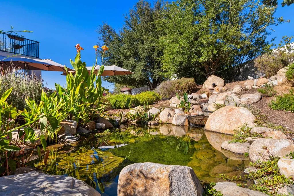 https://cdn.realtyfeed.com/cdn/127/306798307/e1a83082a46505d67bb36b453e5fdda2.webp