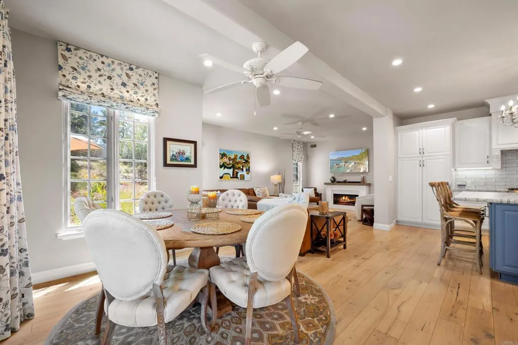 https://cdn.realtyfeed.com/cdn/127/306798307/e298243bc39cb67f2d74fedd37f8b04d.webp