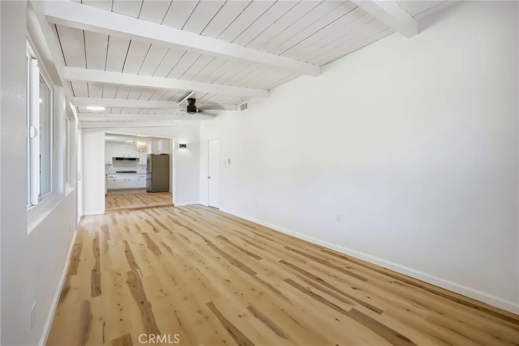 https://cdn.realtyfeed.com/cdn/127/306798331/08053668417bb65a610be86e616ab0eb.webp