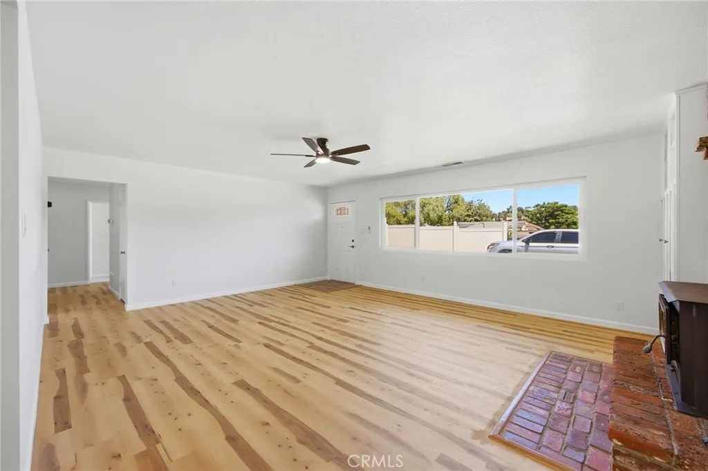 https://cdn.realtyfeed.com/cdn/127/306798331/1631a3c30e8d8ae63de43a449053c2e4.webp