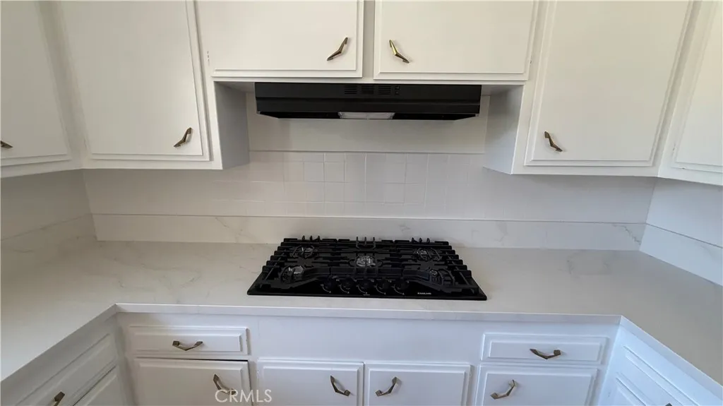 https://cdn.realtyfeed.com/cdn/127/306798331/2628f5b5e4a0019bdbc0f7104a9440c0.webp