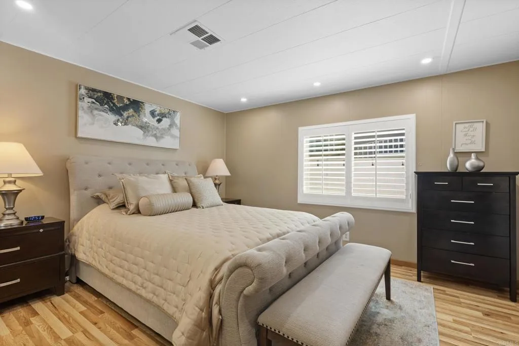 https://cdn.realtyfeed.com/cdn/127/306798358/8b436039fdbf67d5210aa14d92a743c8.webp