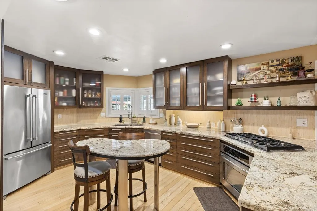 https://cdn.realtyfeed.com/cdn/127/306798358/8d5f717912b476f05f33c3e6c361c66b.webp