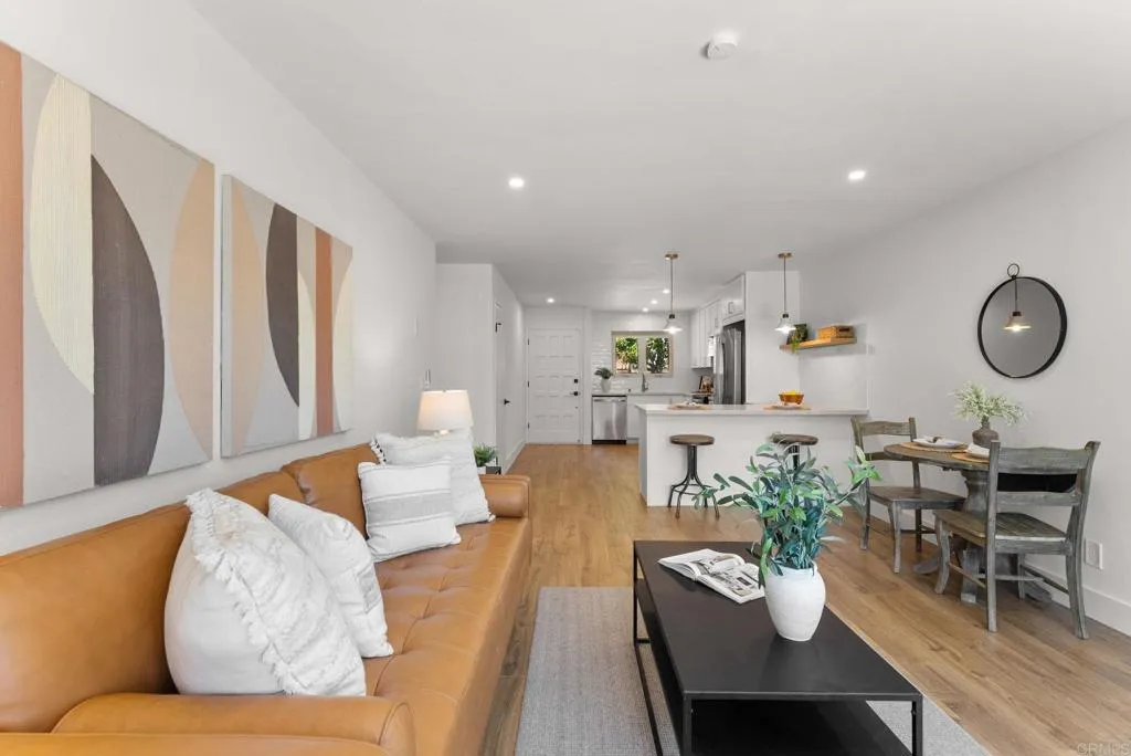 https://cdn.realtyfeed.com/cdn/127/306798391/3f00d77d040b089145ac30b5d0ac9a71.webp
