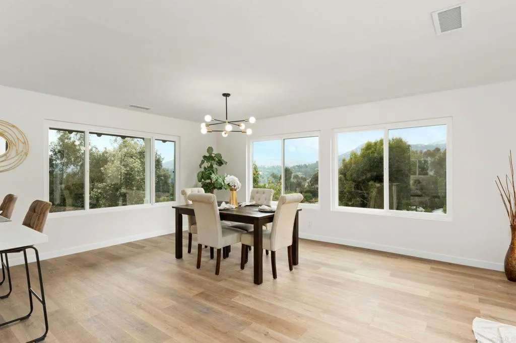 https://cdn.realtyfeed.com/cdn/127/306798452/0f3e218d4760a5687c4f336e3c2b08e0.webp