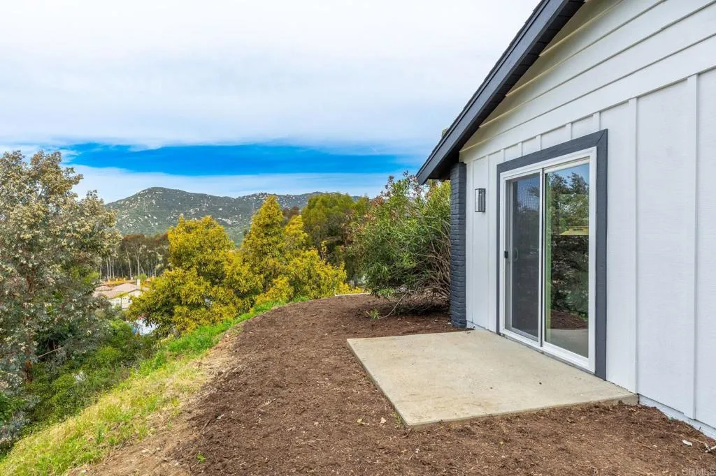 https://cdn.realtyfeed.com/cdn/127/306798452/457000be8fa9b878d6097fae126254a8.webp