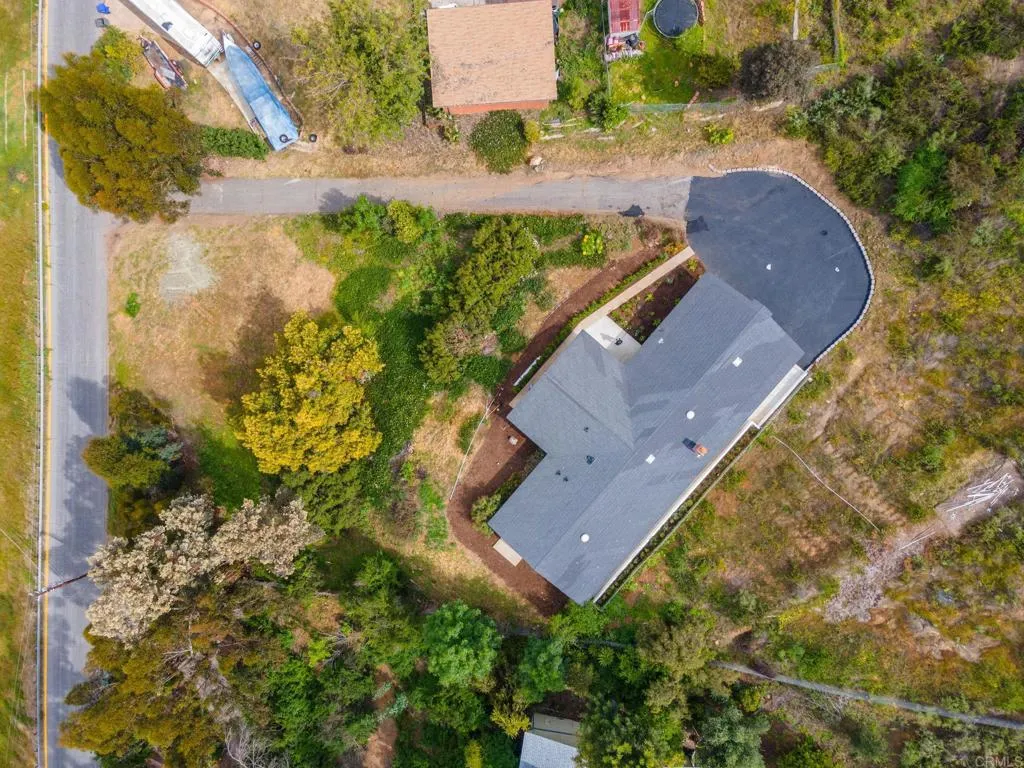 https://cdn.realtyfeed.com/cdn/127/306798452/e4ea74dacb23841fe17b921abbef0542.webp