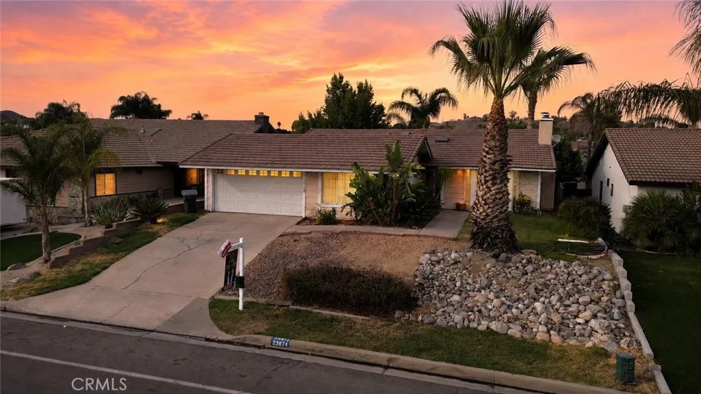 23874 Canyon Lake North