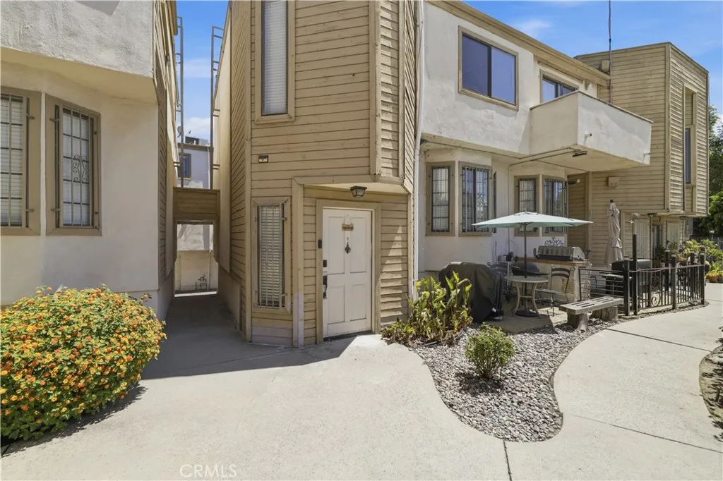 Van Nuys, CA 91405