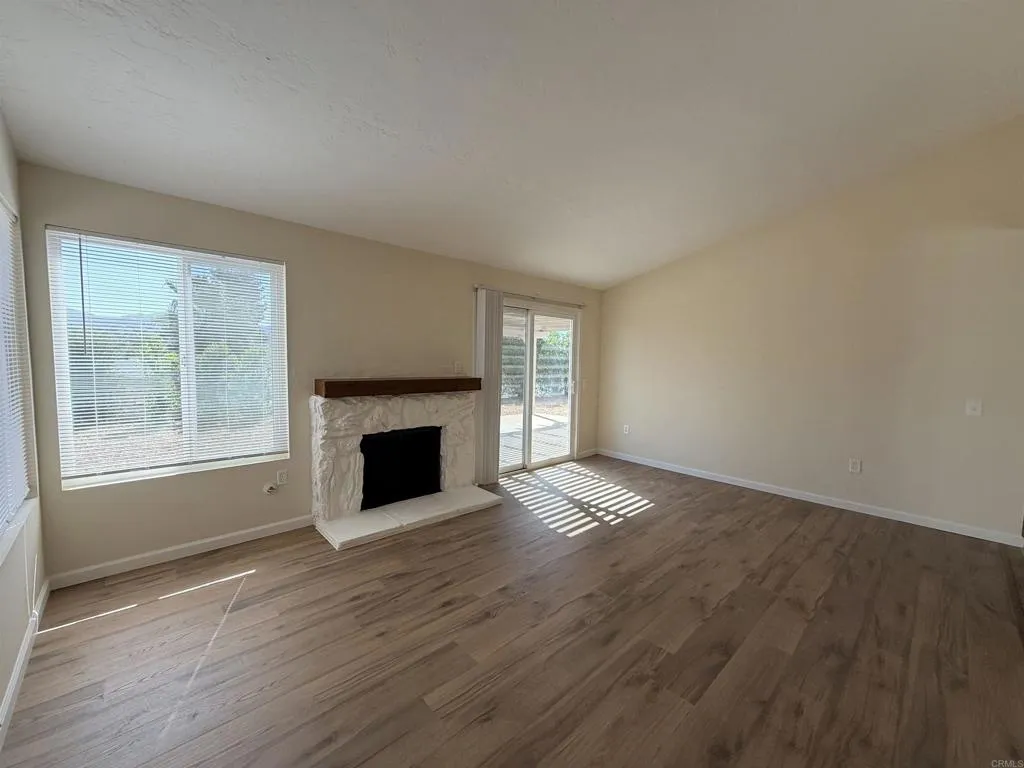 https://cdn.realtyfeed.com/cdn/127/306798649/ee07b1ada90008324aecb505109a68ed.webp