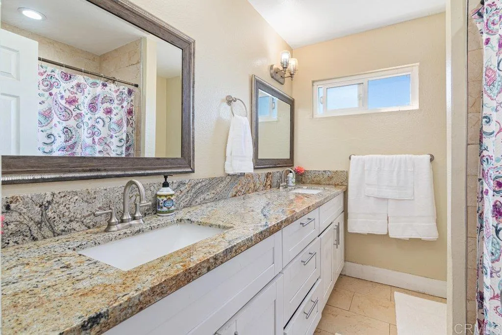 https://cdn.realtyfeed.com/cdn/127/306798658/38e58871e263b46bf04d5d4fca8f692d.webp