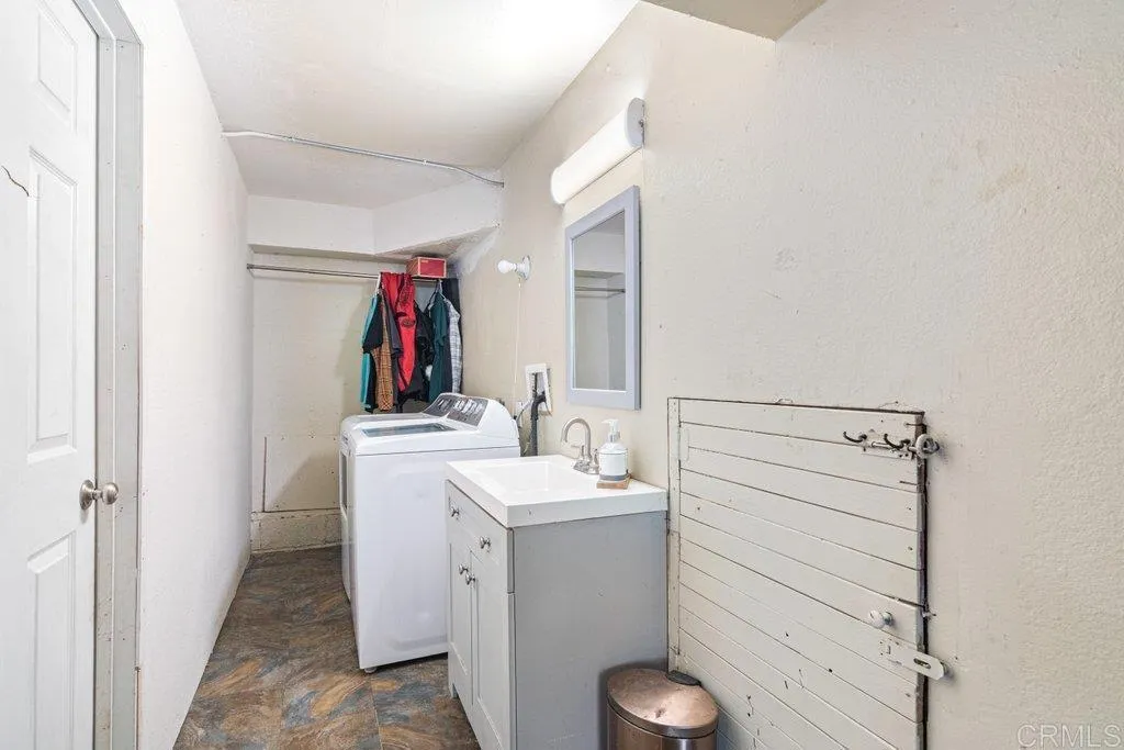https://cdn.realtyfeed.com/cdn/127/306798658/4f54809b7ebcc3c0e33fa537a212987d.webp