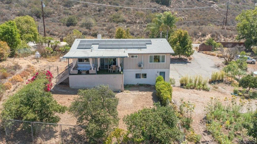 https://cdn.realtyfeed.com/cdn/127/306798658/ee85f96f79b9a14cefd538a496eb04df.webp