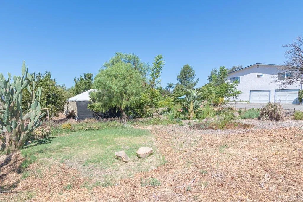 https://cdn.realtyfeed.com/cdn/127/306798658/f024774499a6ba93361db32ed9b44168.webp