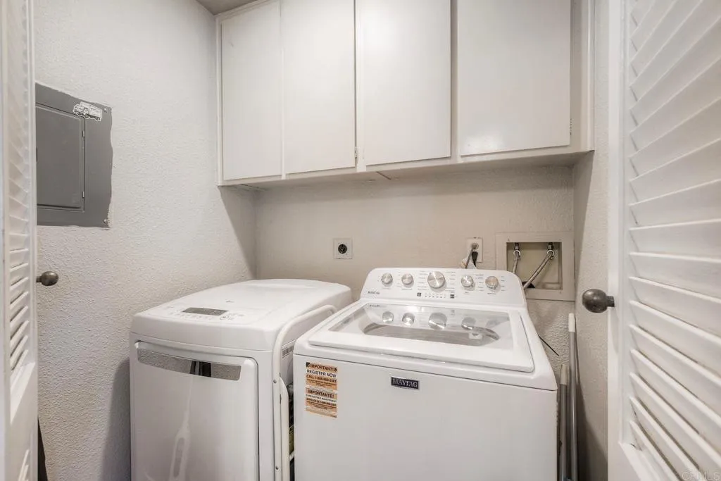 https://cdn.realtyfeed.com/cdn/127/306798740/51f17194c59ff47d46fae7ffcaeaae5a.webp