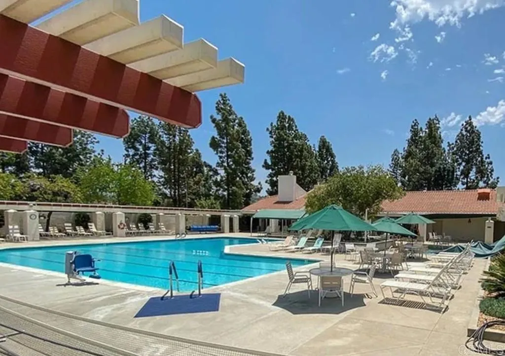 https://cdn.realtyfeed.com/cdn/127/306798740/ee2e97d05e9f751a9eb081bdb917b637.webp