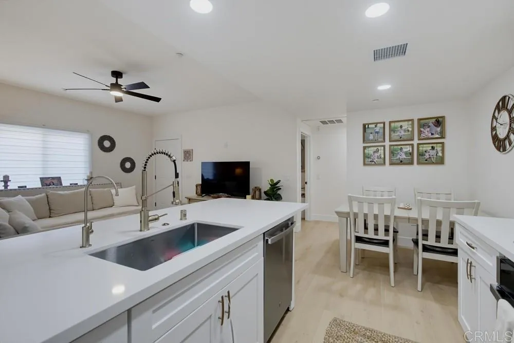 Photo #8: PTP2606390 Listing: Photo #8