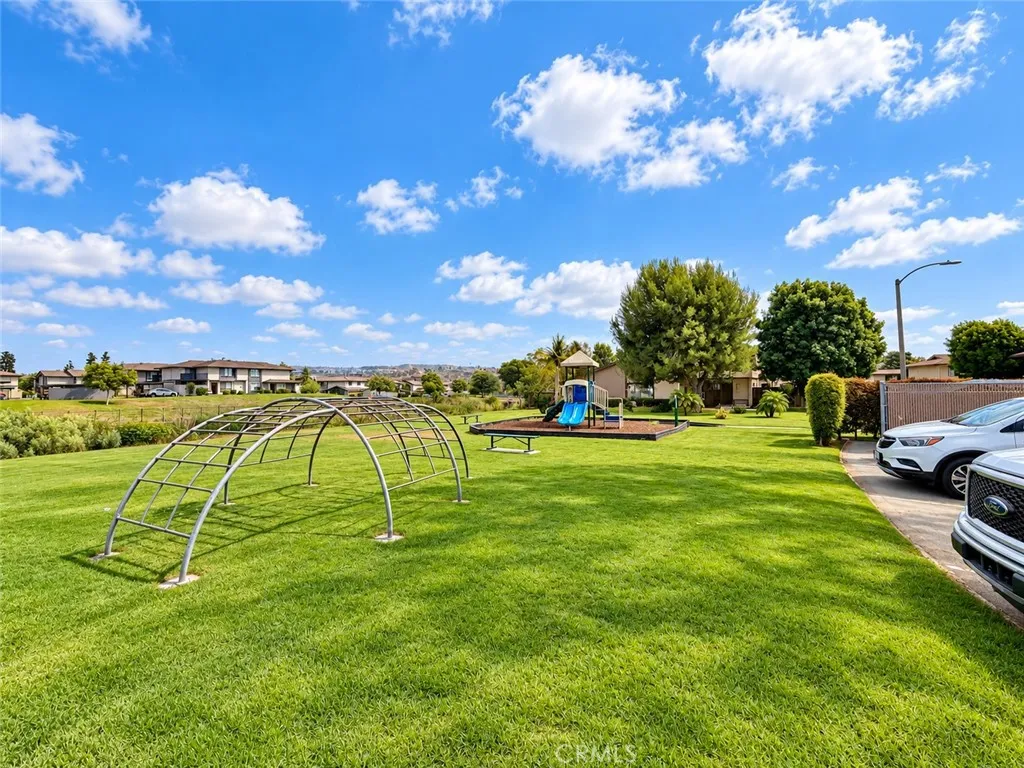 https://cdn.realtyfeed.com/cdn/127/306798827/aa5638b64ac203e341bf13d1a24affa3.webp