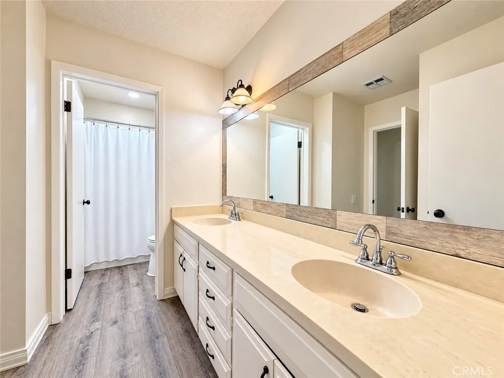 https://cdn.realtyfeed.com/cdn/127/306798827/aa6c41c82d33d05491b919404e3a82e7.webp