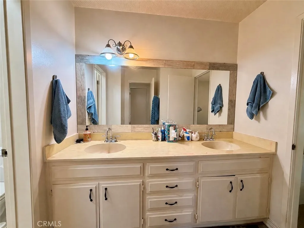 Photo #15: PW26183193 Listing: Photo #15