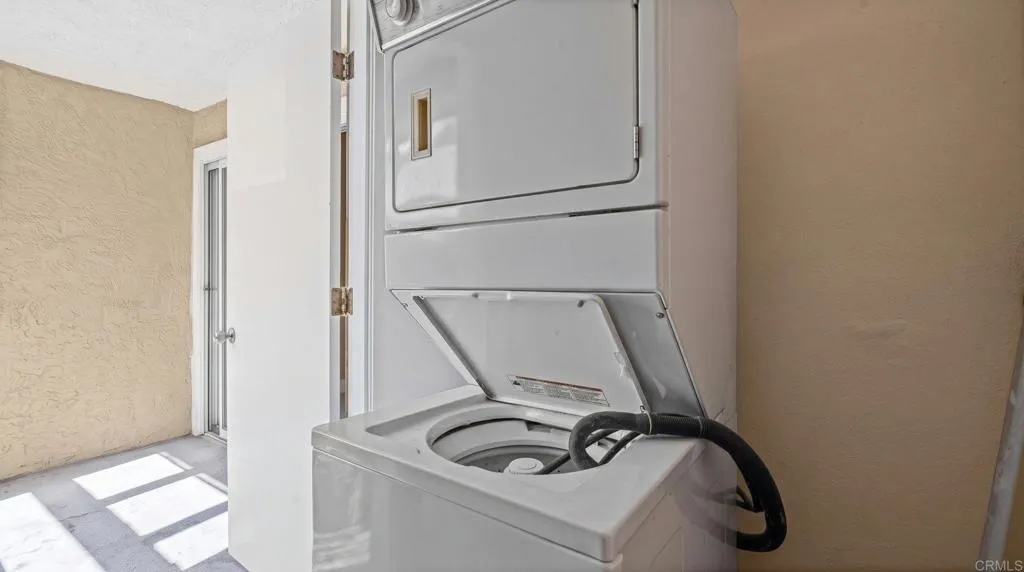 https://cdn.realtyfeed.com/cdn/127/306798905/343992be5fc8eb7d9702b6053bf4d3e5.webp