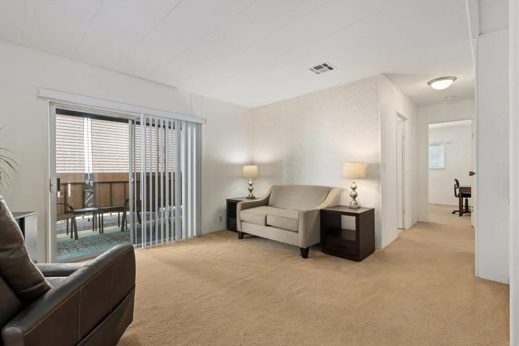 https://cdn.realtyfeed.com/cdn/127/306798939/2a91d6bef369102081eac5b6ac357e2a.webp