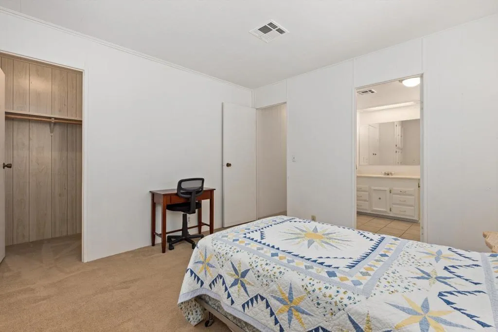 https://cdn.realtyfeed.com/cdn/127/306798939/b585ee839af34b7aebc9d0d26fd98ec3.webp