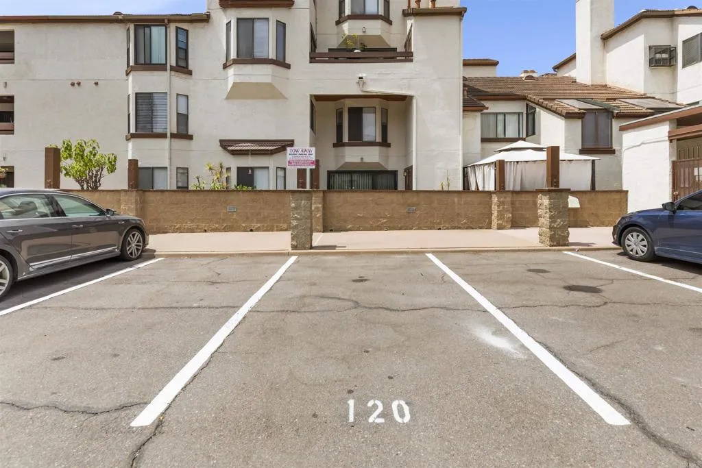 https://cdn.realtyfeed.com/cdn/127/306798959/0ee4d783c74451fd836c83aa0f415568.webp