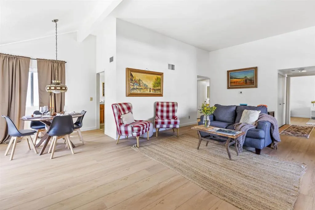 https://cdn.realtyfeed.com/cdn/127/306798959/2daecc2914d4763c1277a43adc840ada.webp