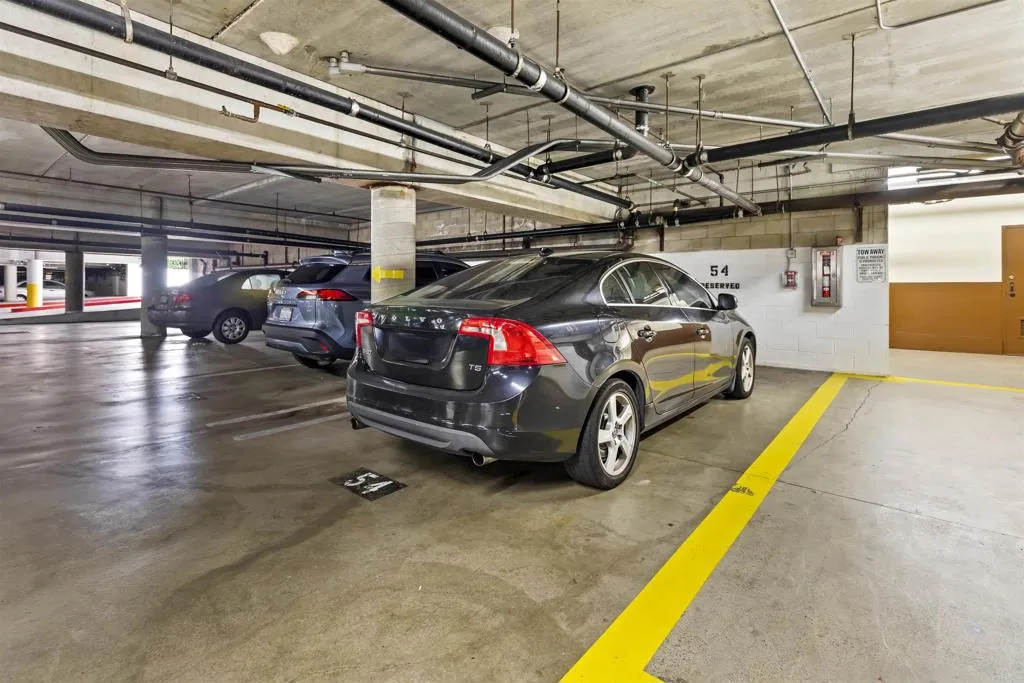 https://cdn.realtyfeed.com/cdn/127/306798959/b757e92bd0930a59957c7c6b6c0edbb2.webp