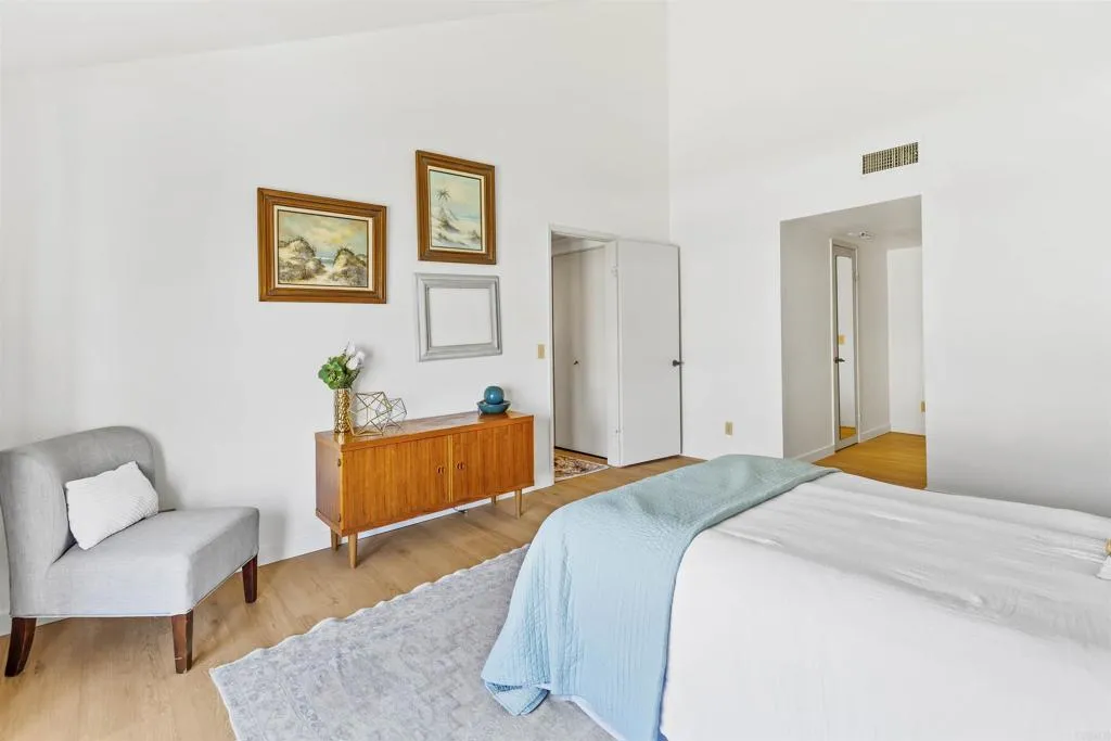 https://cdn.realtyfeed.com/cdn/127/306798959/f91ab7bf6ef634255592bf3b58f355c3.webp