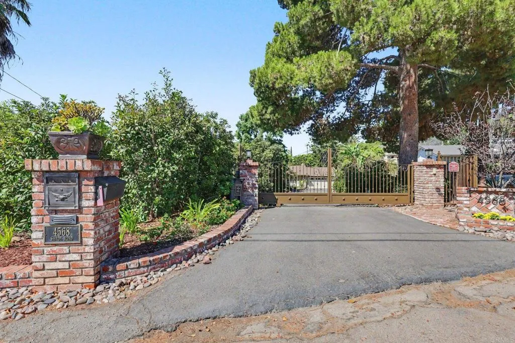 4568 Shade Rd, La Mesa, CA 91941 - Main photo, La Mesa, CA