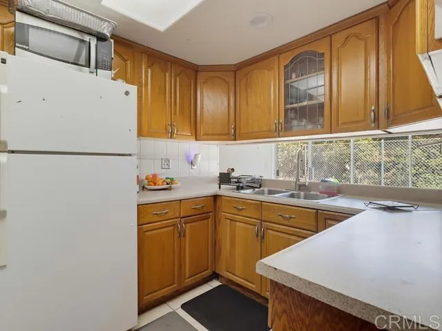 https://cdn.realtyfeed.com/cdn/127/306799022/6a08438a144fe5bf5cf0d5009d817ea1.webp