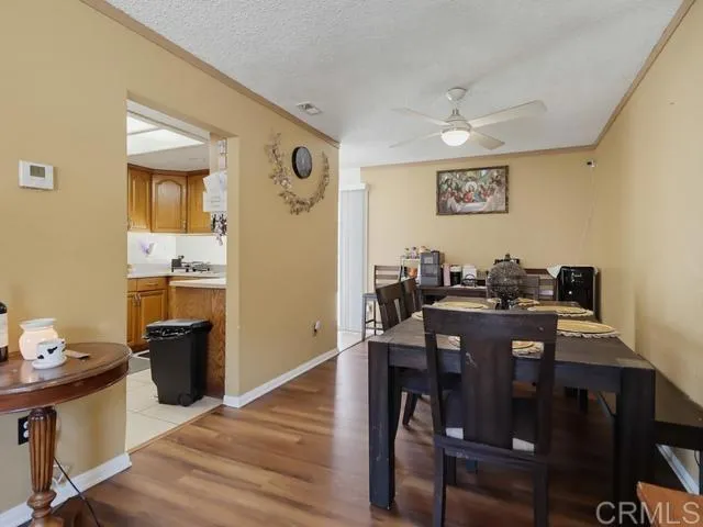 https://cdn.realtyfeed.com/cdn/127/306799022/9f4ee58fb74cdce84bbf911b2ce16080.webp