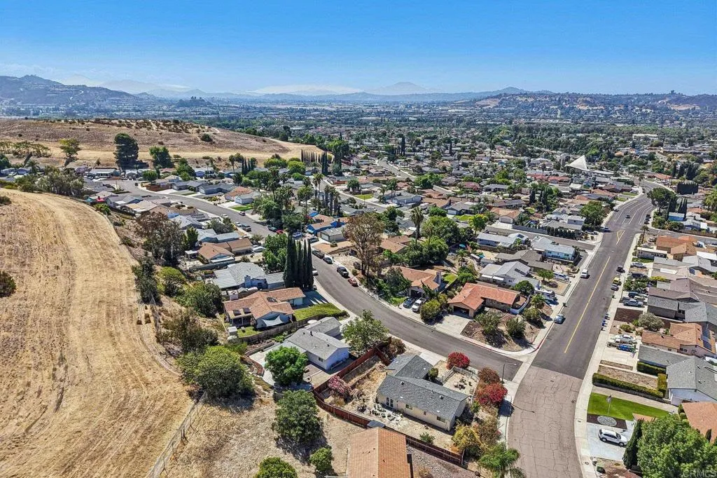 https://cdn.realtyfeed.com/cdn/127/306799027/011e92d615c20dcd9103691e4632d457.webp