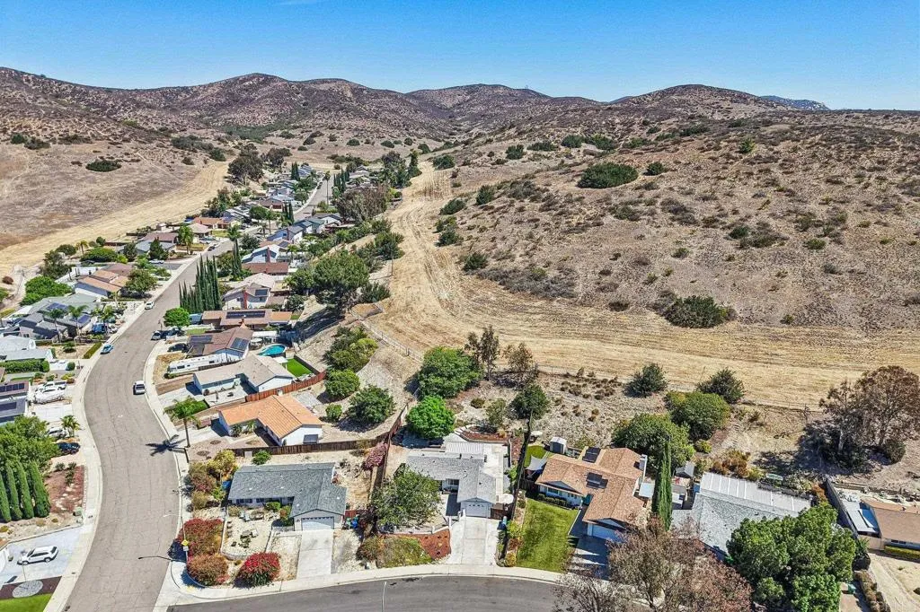 https://cdn.realtyfeed.com/cdn/127/306799027/4b9e91e70a1f587464451e19cebfa31a.webp